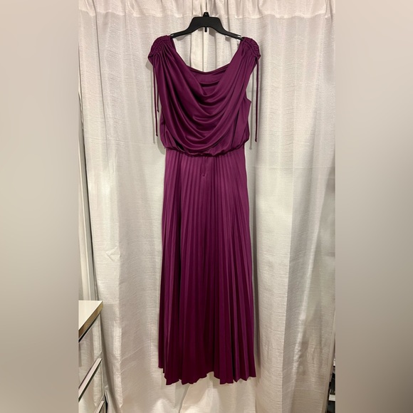 Vintage Prom Dress - Picture 12 of 16